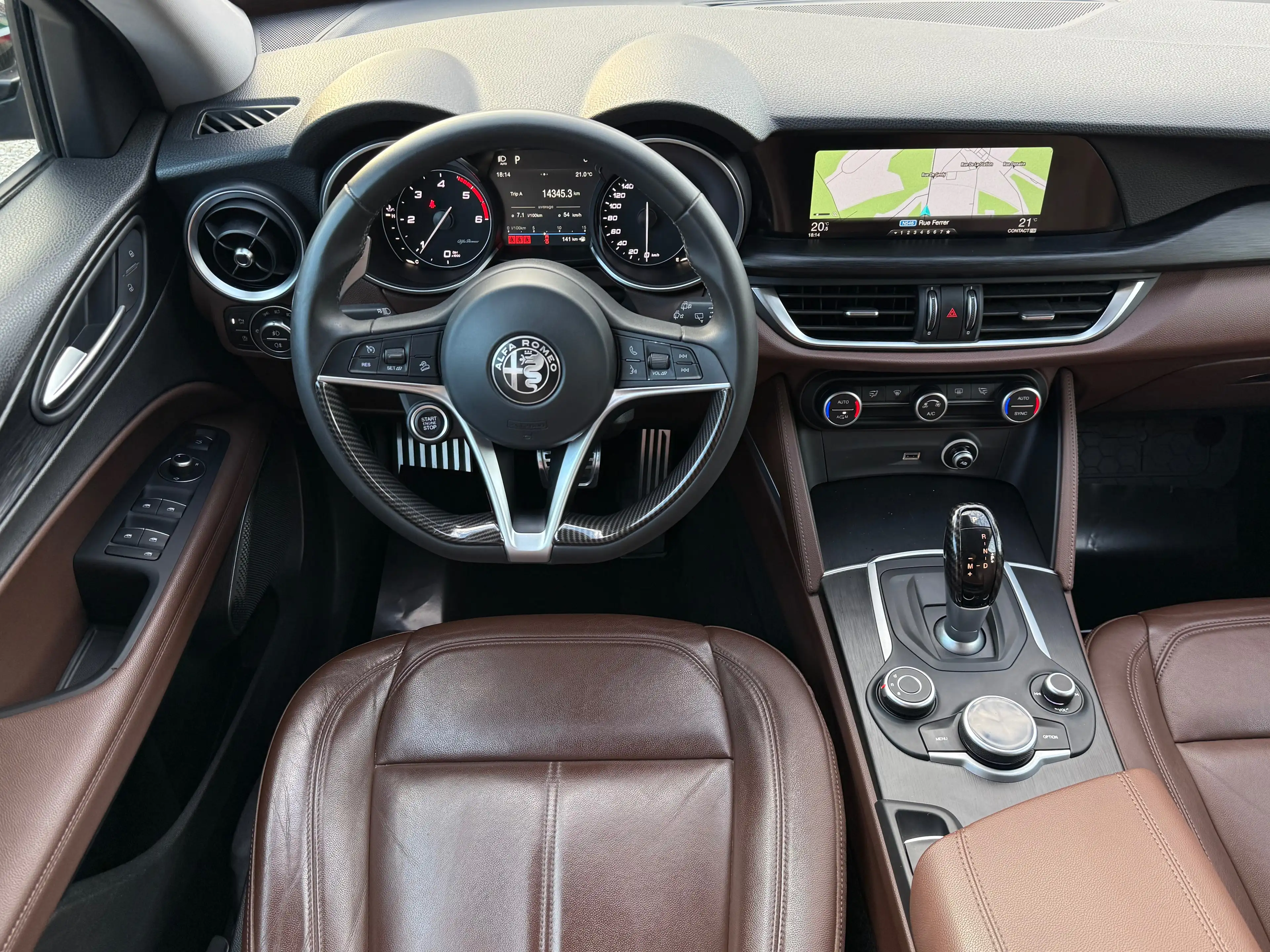 Alfa Romeo Stelvio Stelvio 2.2 JTD Super /Navi/Cuir/Led/Caméra/Xénon/Pdc/ — photo 11