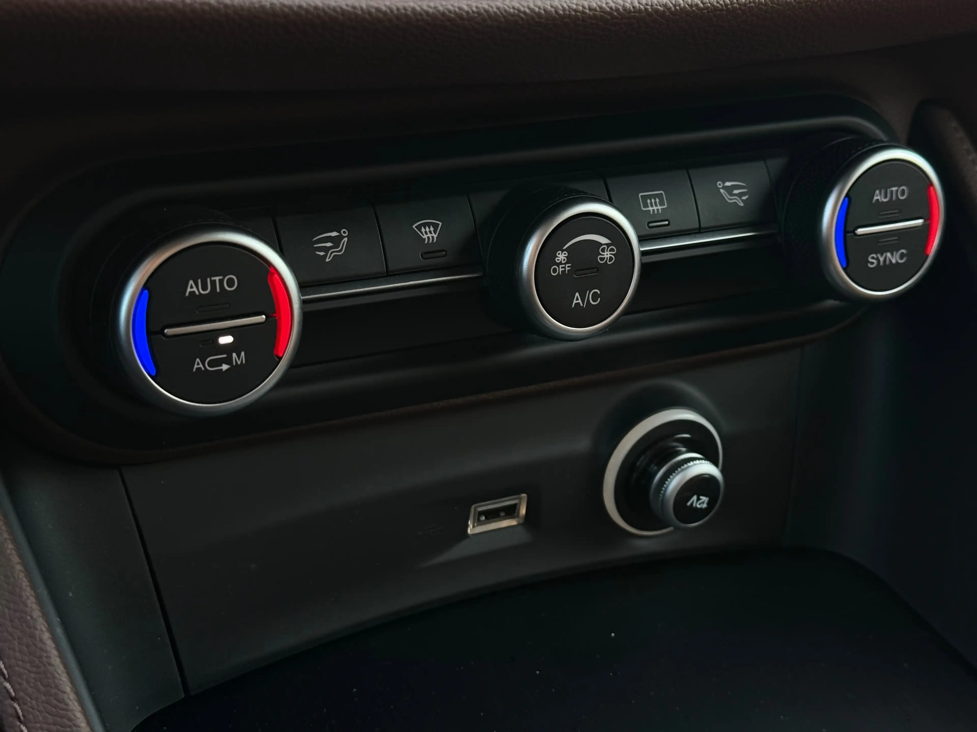 Alfa Romeo Stelvio Stelvio 2.2 JTD Super /Navi/Cuir/Led/Caméra/Xénon/Pdc/ — photo 13