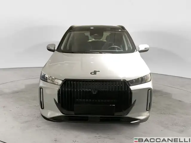 DR Automobiles DR5 view 6
