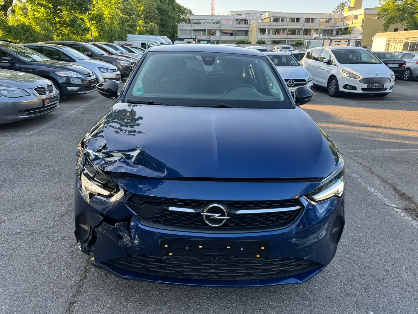 Opel Corsa F Edition  Motor 1,2 Ltr. Navi Kamera SHZ Azul - 2