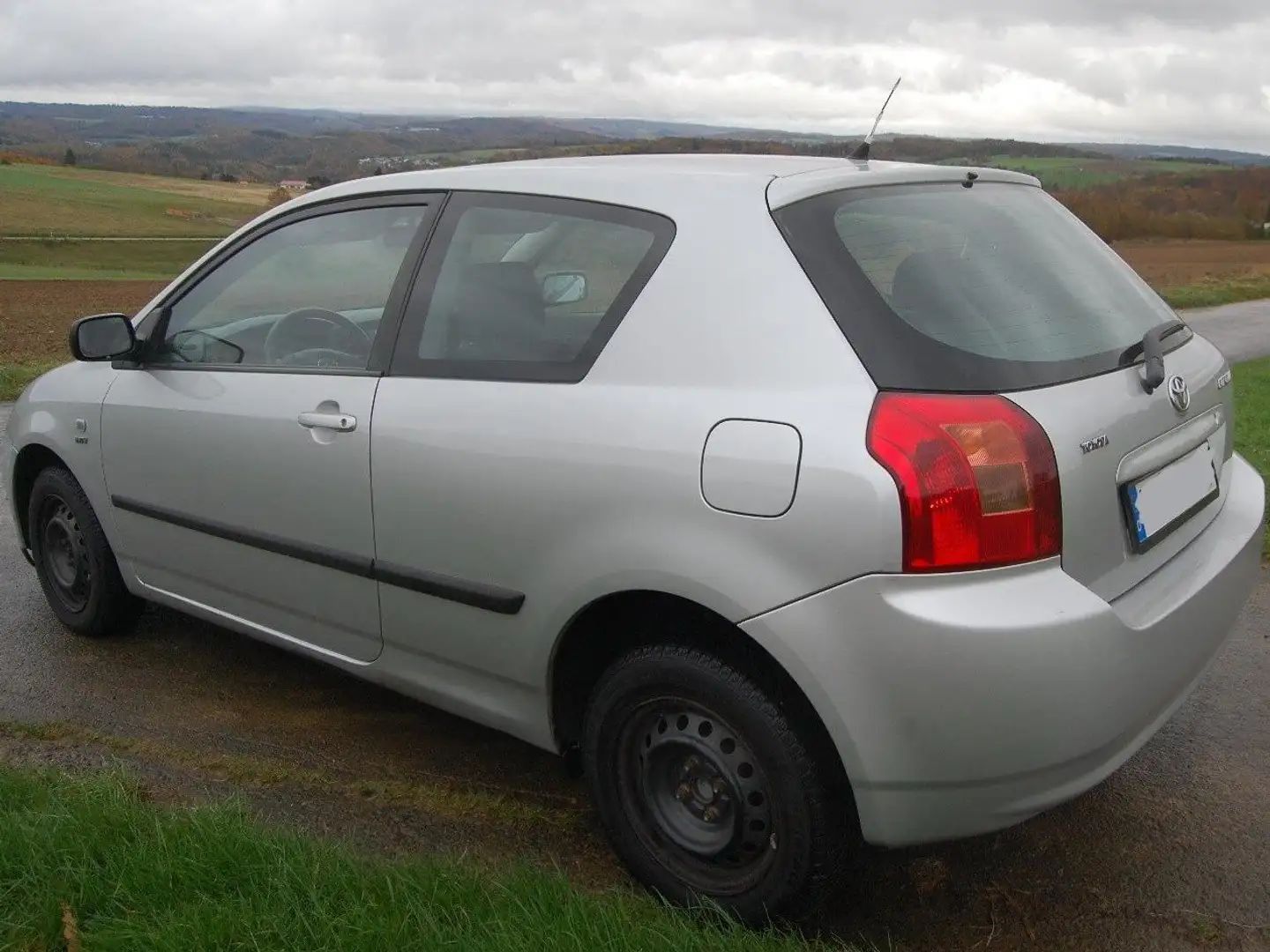 Toyota Corolla Silber - 2