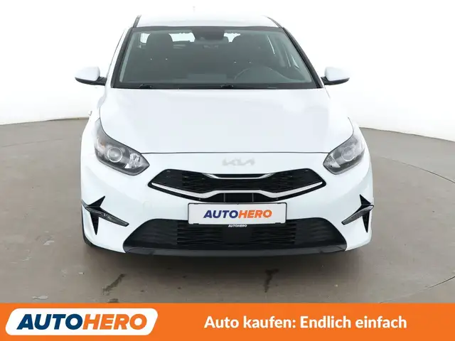 Kia Ceed view 9