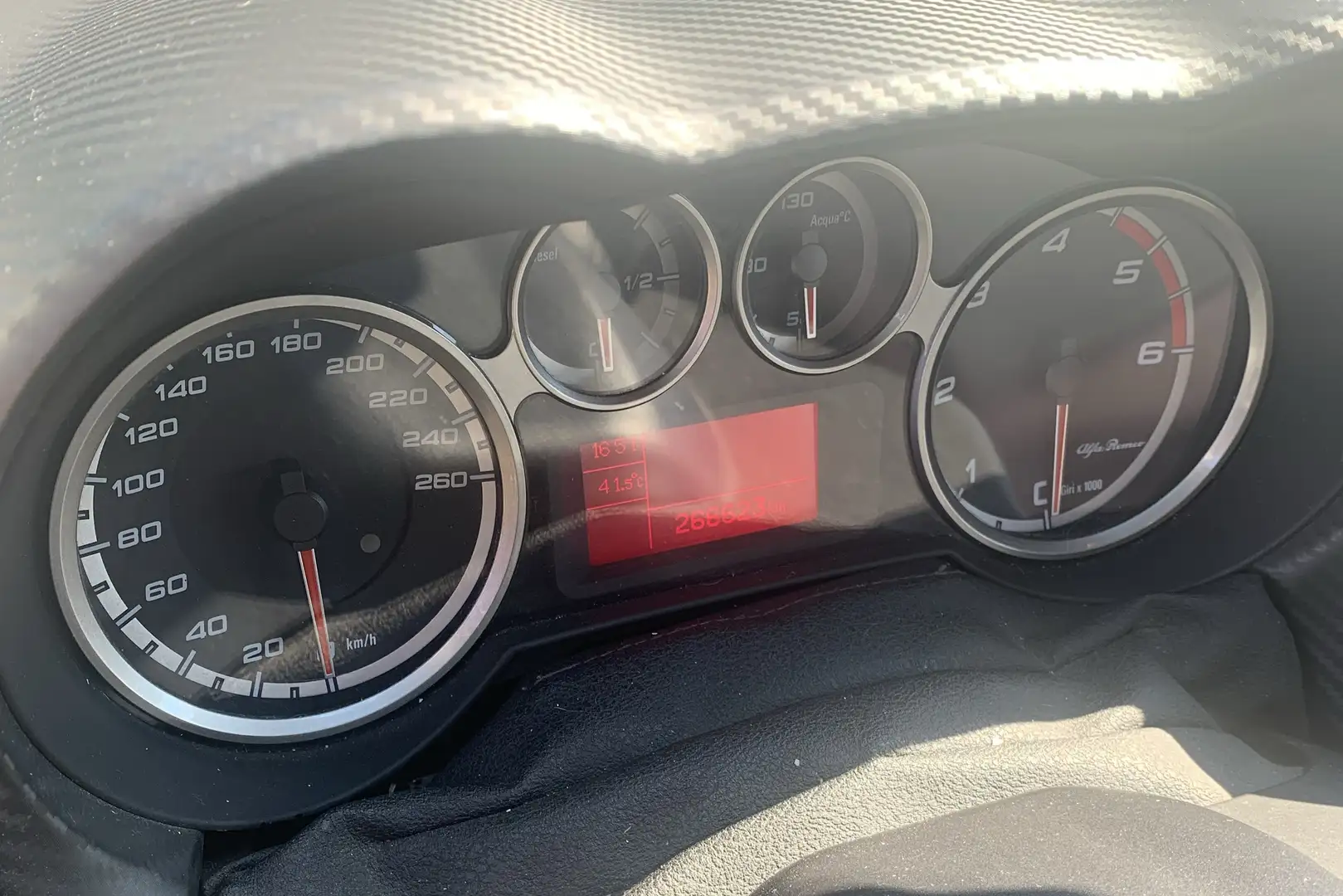 Alfa Romeo MiTo 1.6 jtdm  120cv Zwart - 2