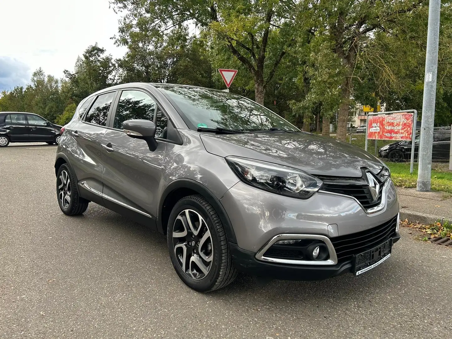 Renault Captur Dynamique*Automatik Grau - 1
