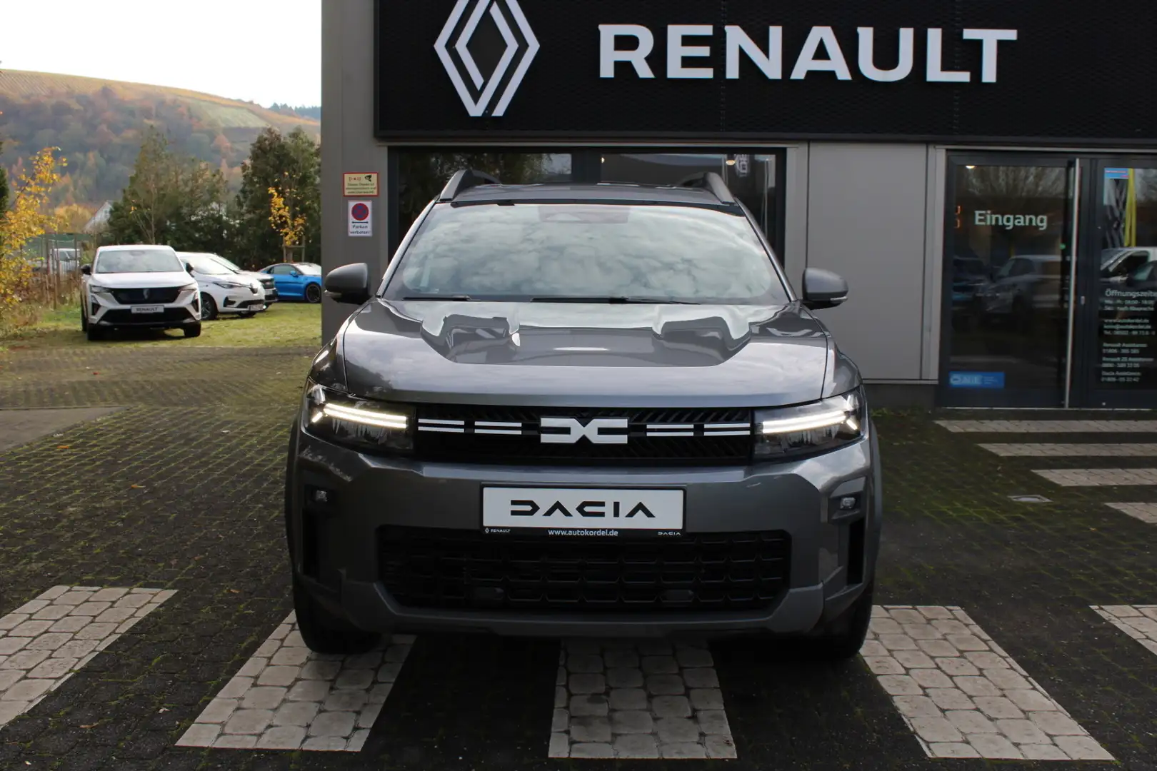 Dacia Bigster Journey Mild Hybrid 140 Grau - 2