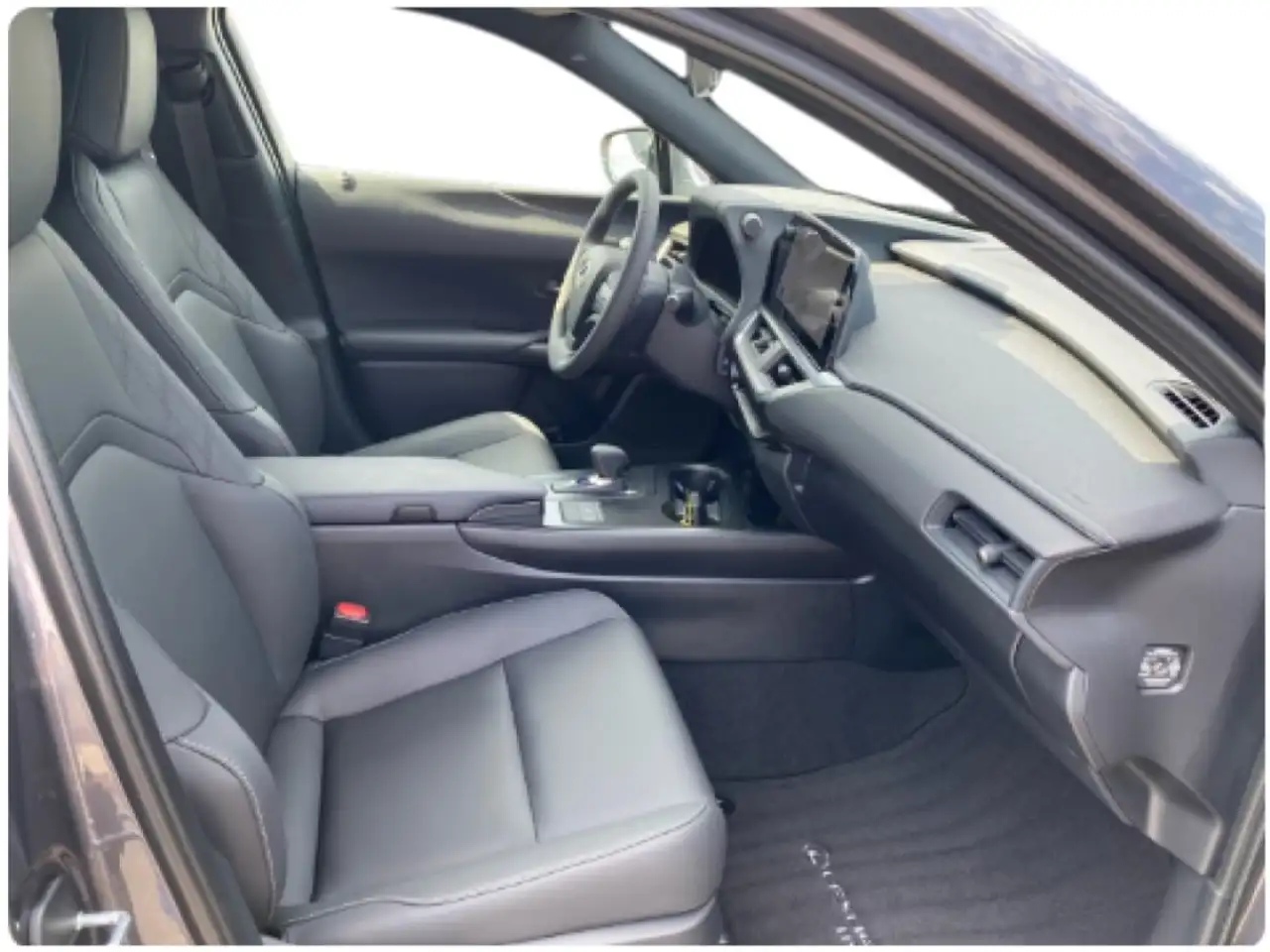 Lexus UX 300h 2,0, 4x2 Hybrid 5-Türer F-SPOR Design 10