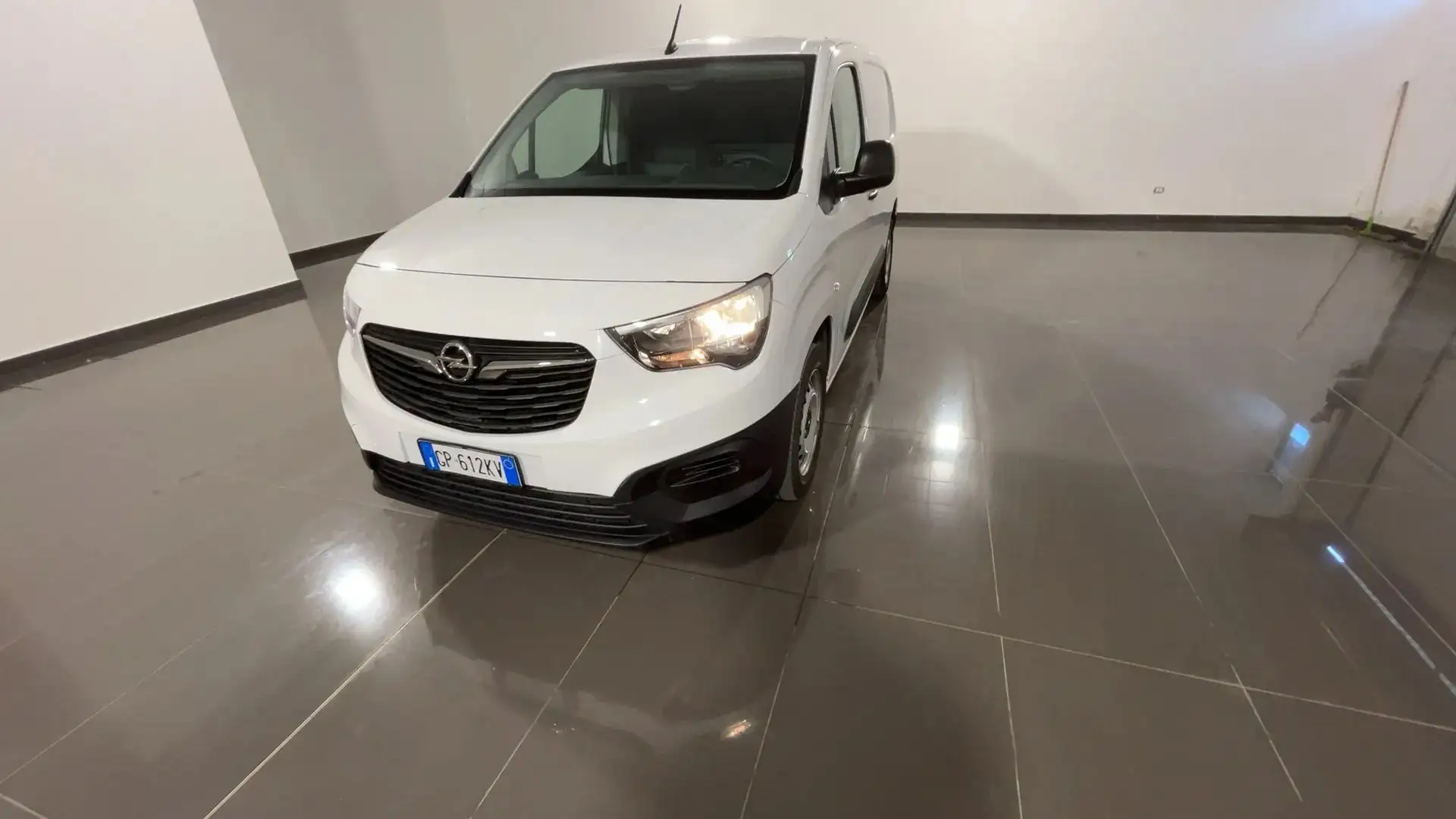 Opel Combo Combo cargo 1.5d 130cv S&S Edition L2H1 Biały - 1