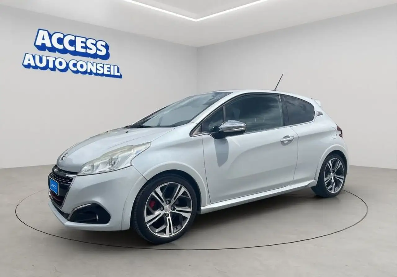 Peugeot 208 1.6 THP GTi RÃVISION Ã JOUR SUIVIS D'E