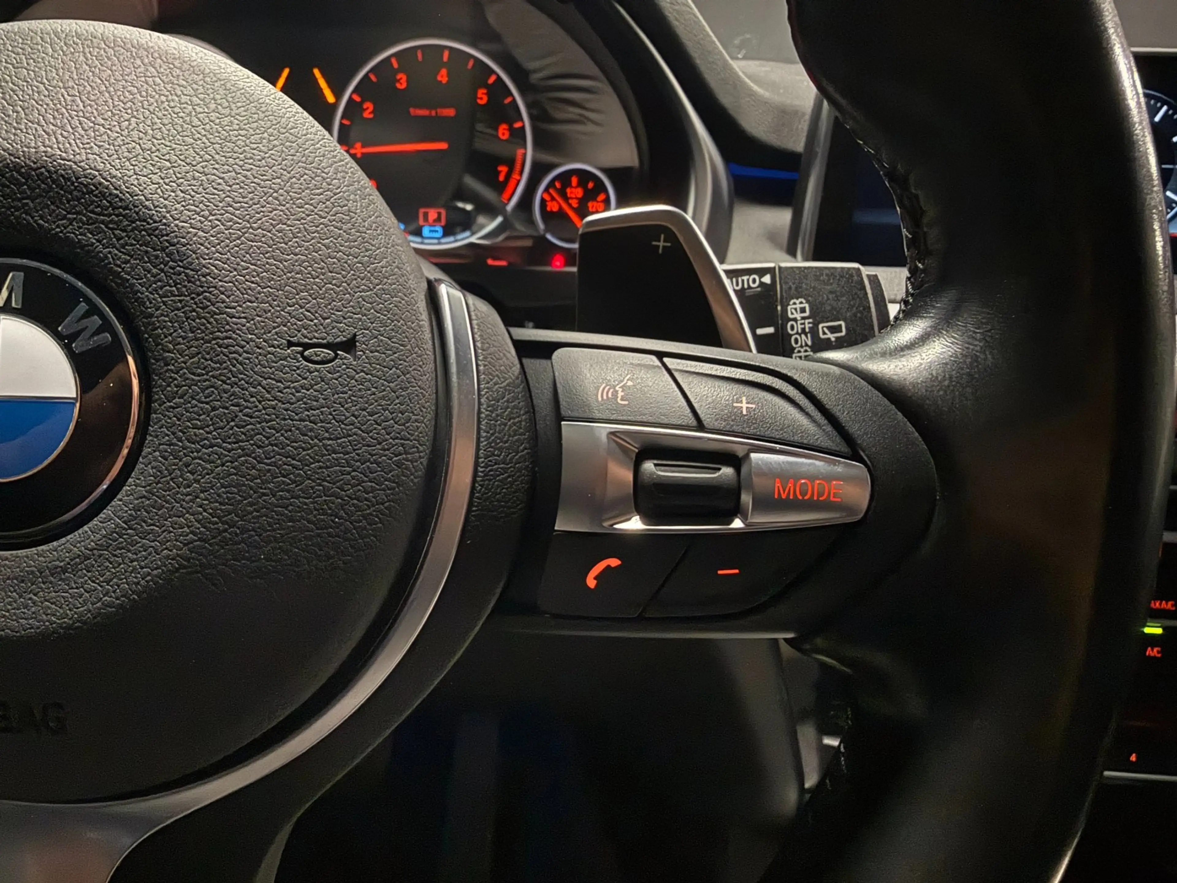 BMW X5 XDrive40e iPerformance High Executive M|PANO|HUD|M — photo 16