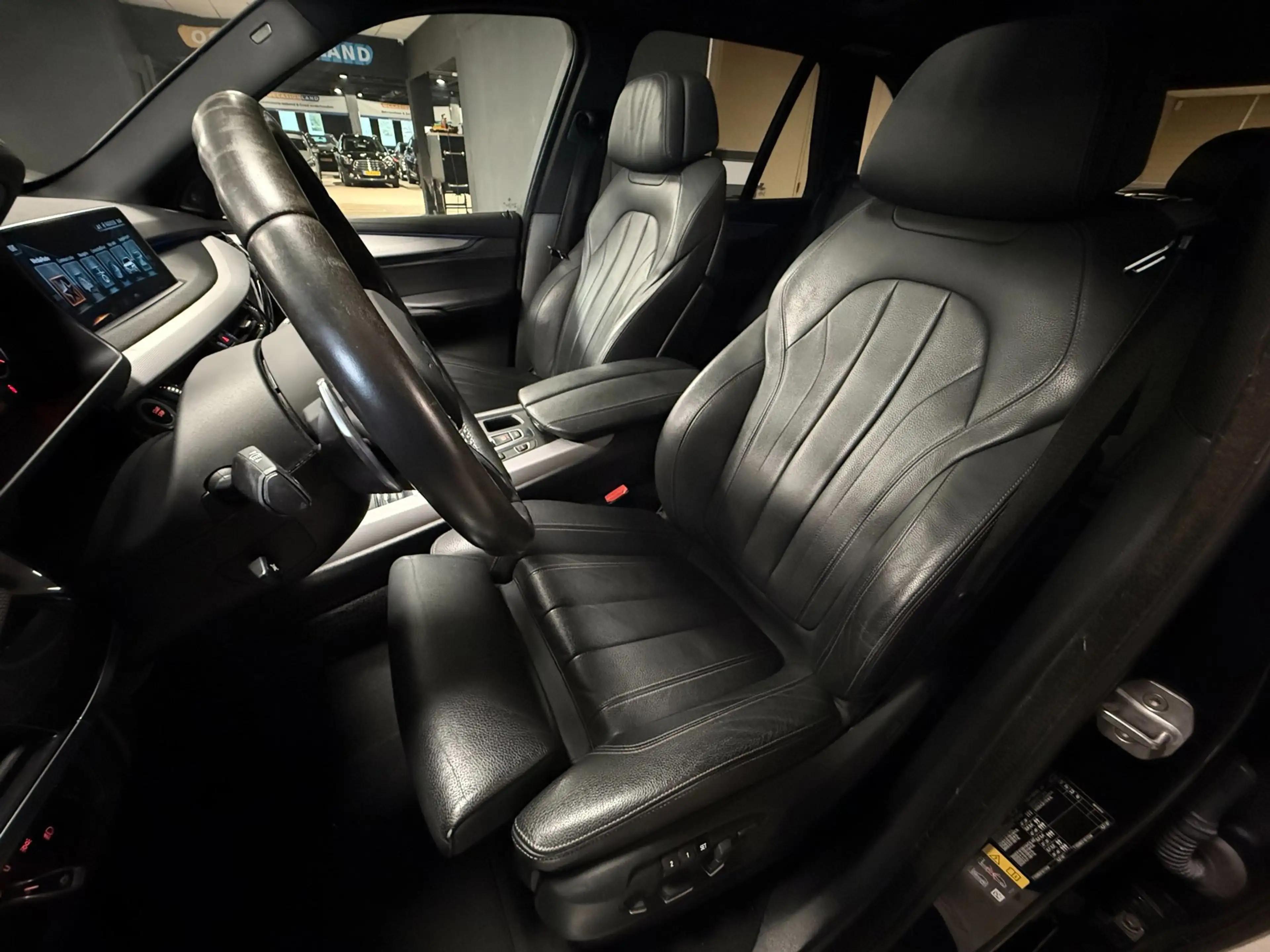 BMW X5 XDrive40e iPerformance High Executive M|PANO|HUD|M — photo 42