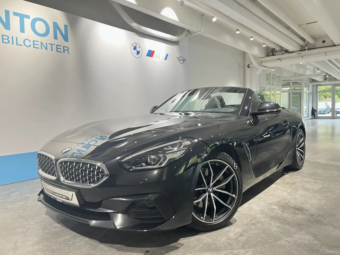 BMW Z4 sDrive20i SportLine/ad.LED/RFK/ACC/LCProf Schwarz - 1