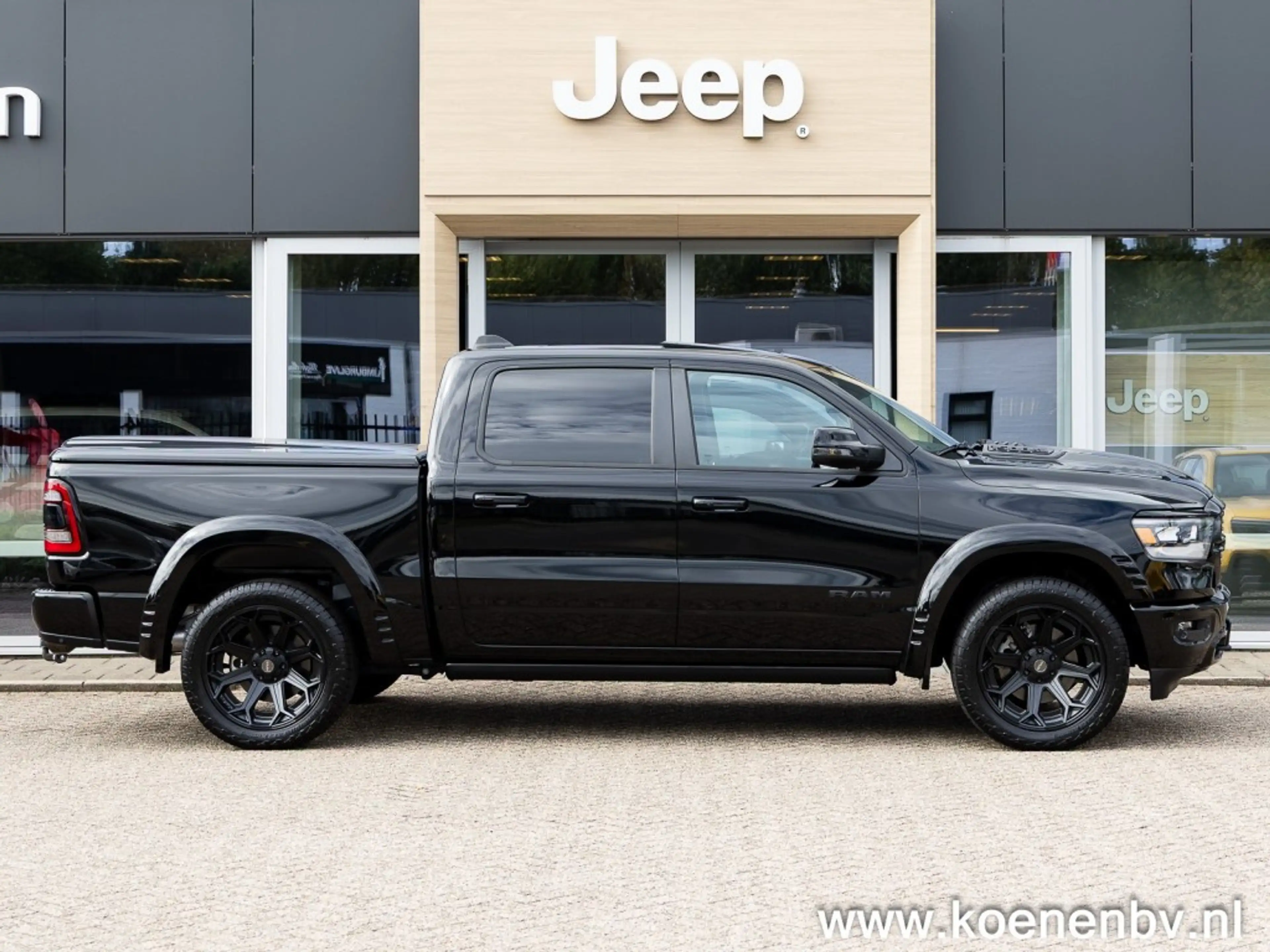 Dodge RAM 5.7 V8 4x4 Aut. Laramie Sport Automaat LPG G3/ PAN — photo 8