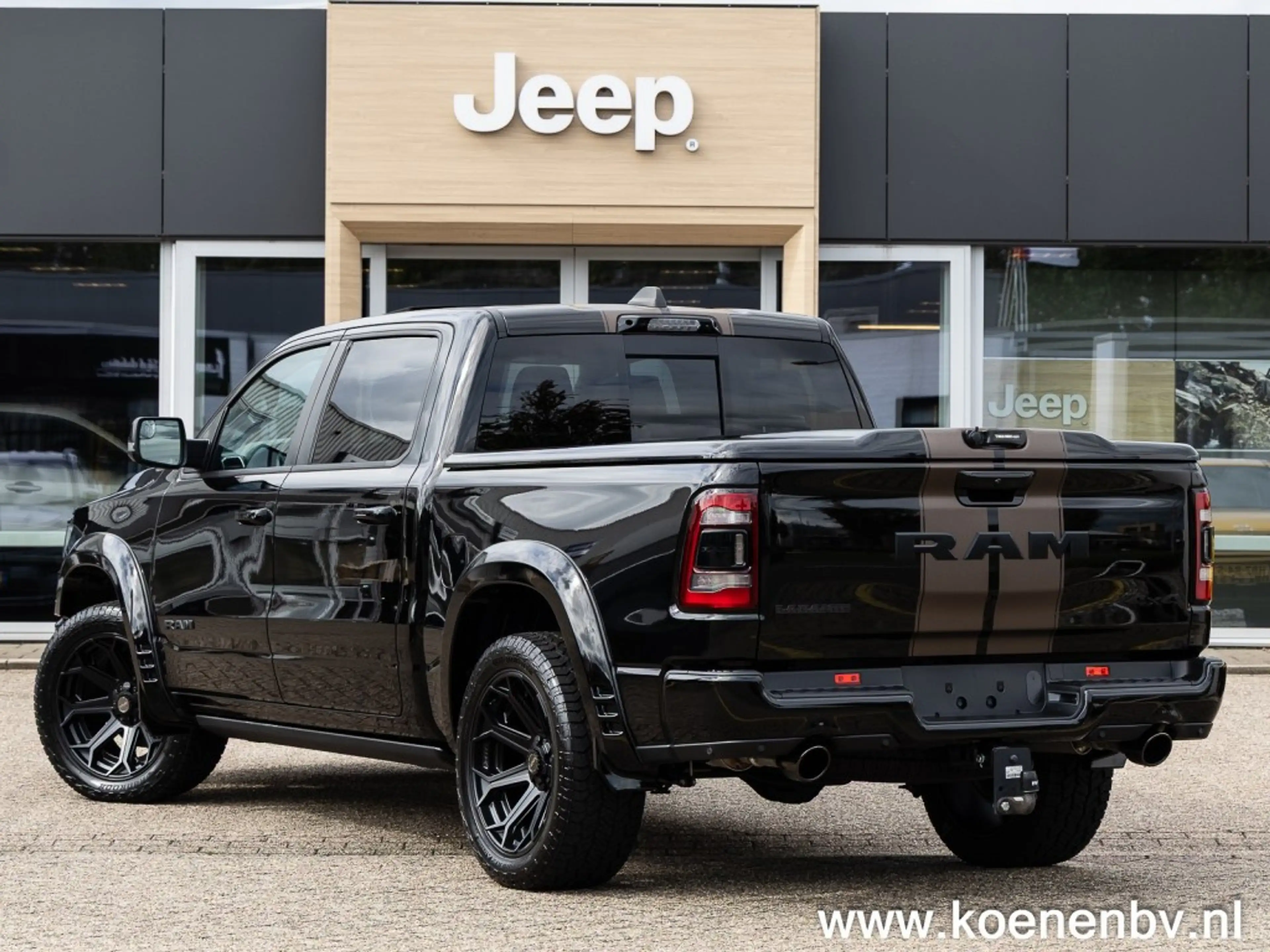 Dodge RAM 5.7 V8 4x4 Aut. Laramie Sport Automaat LPG G3/ PAN — photo 3