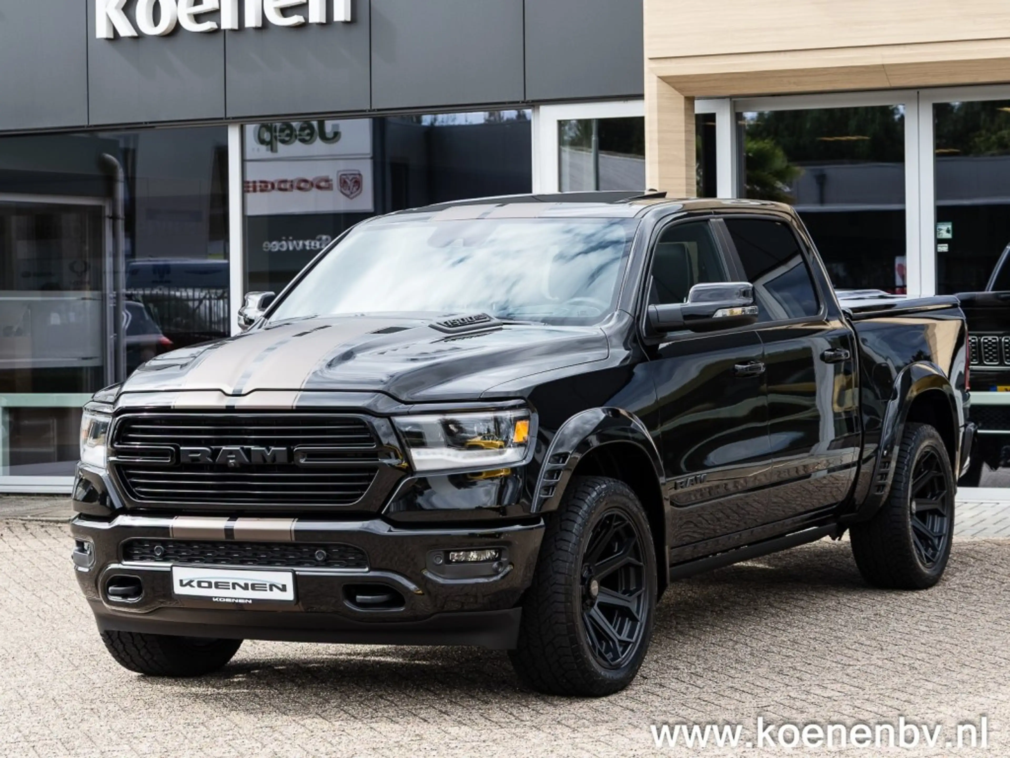 Dodge RAM 5.7 V8 4x4 Aut. Laramie Sport Automaat LPG G3/ PAN — photo 4