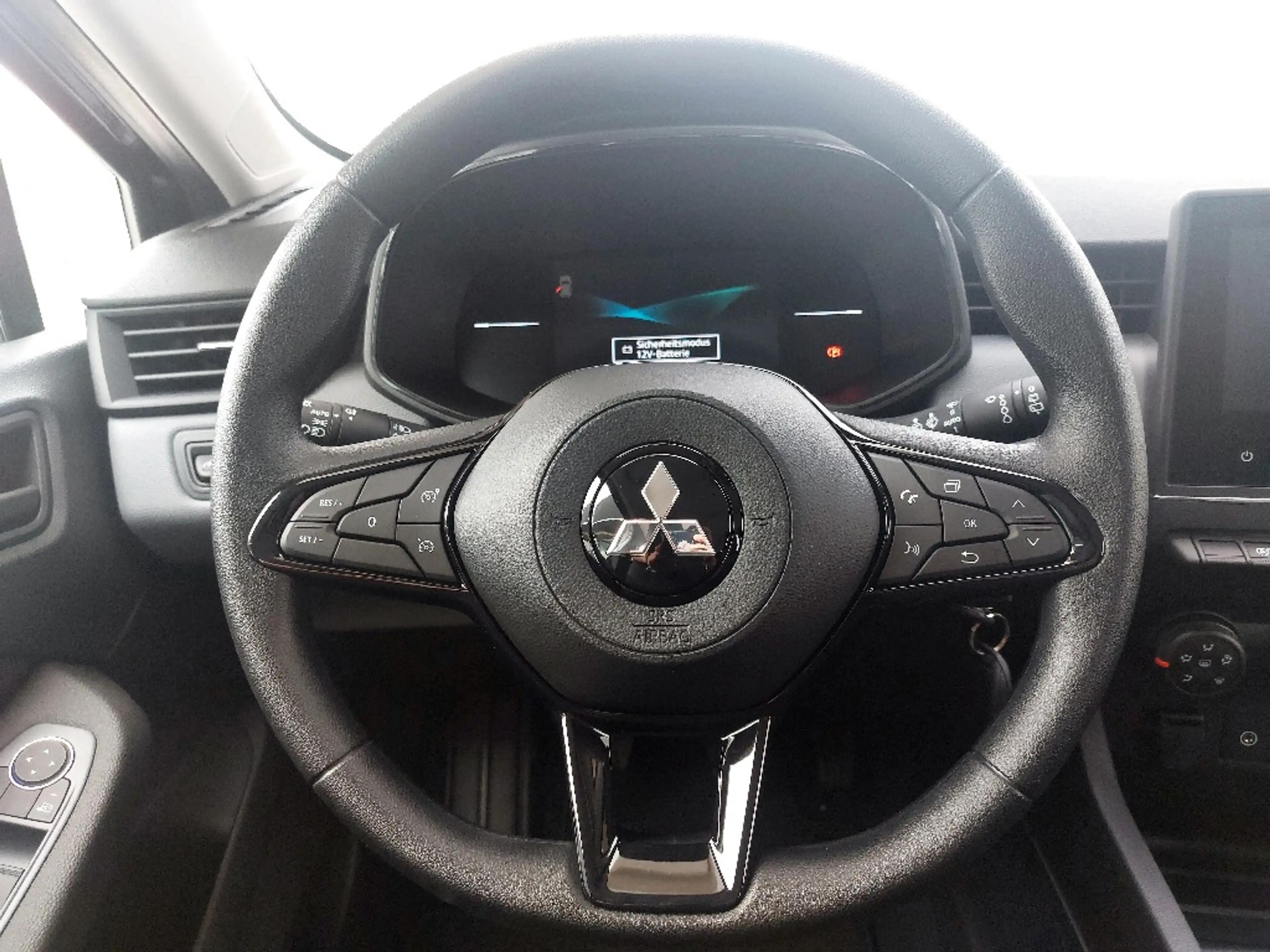 Mitsubishi Colt BASIS 1.0*LED-SCHEINWERFER*EINPARKHILFE* — photo 8