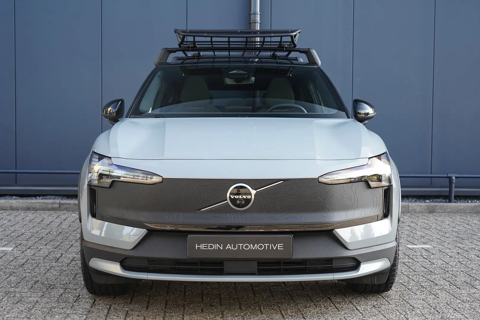 Volvo EX30 Cross Country Twin Motor Performance Ultra | Getin Gris - 2