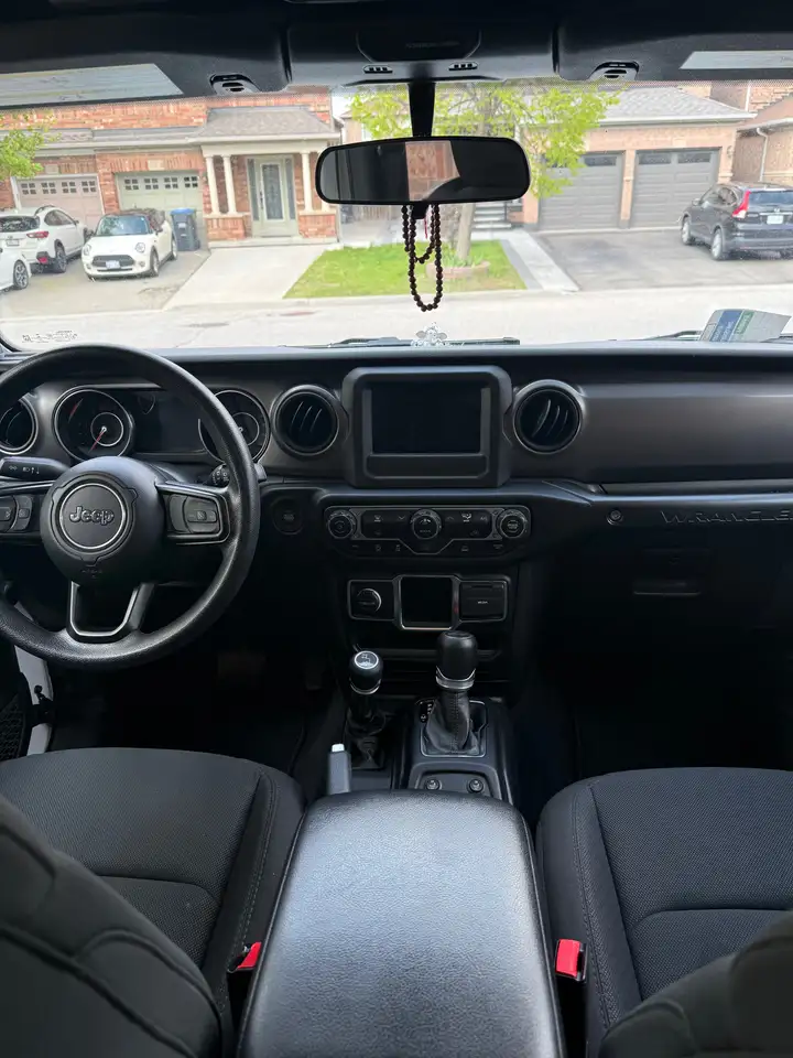 Jeep Wrangler снимка Jeep Wrangler
