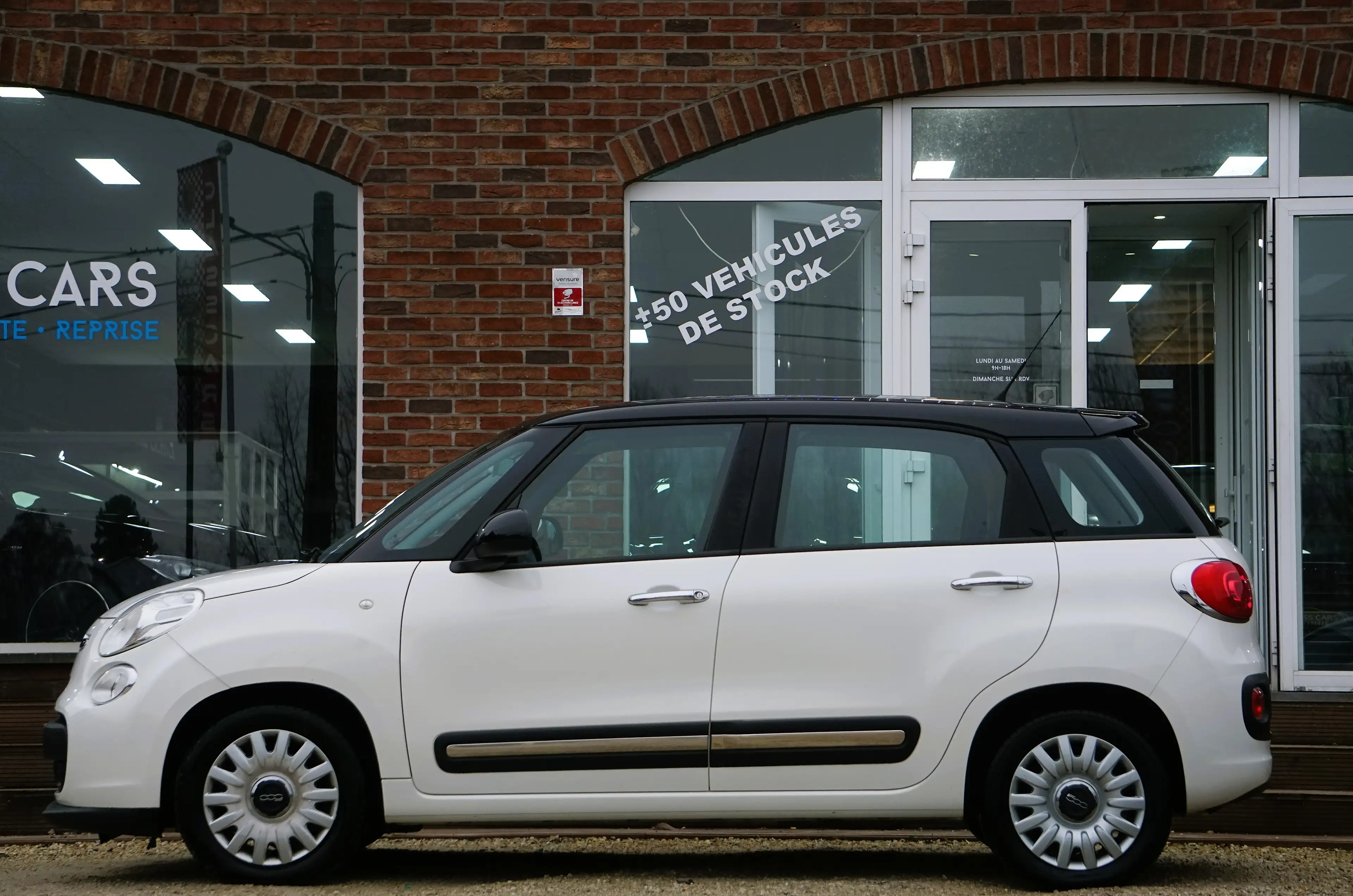 Fiat 500L 1.4i Pop Star CLIMATISATION PDC CARNET CRUISE EU6B — photo 6