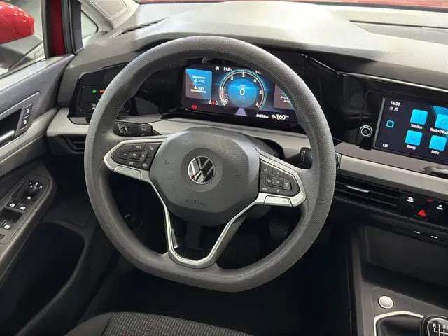 Volkswagen Golf view 8