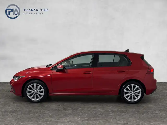 Volkswagen Golf view 3