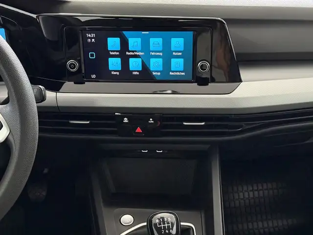 Volkswagen Golf view 11
