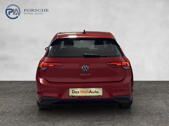 Volkswagen Golf view 5