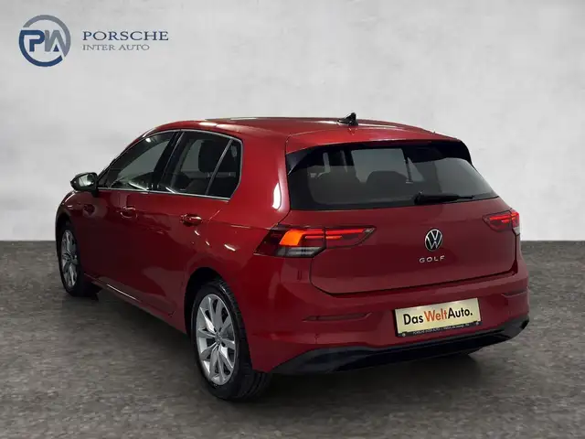 Volkswagen Golf view 4