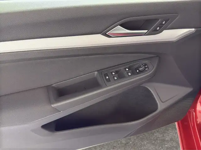 Volkswagen Golf view 14