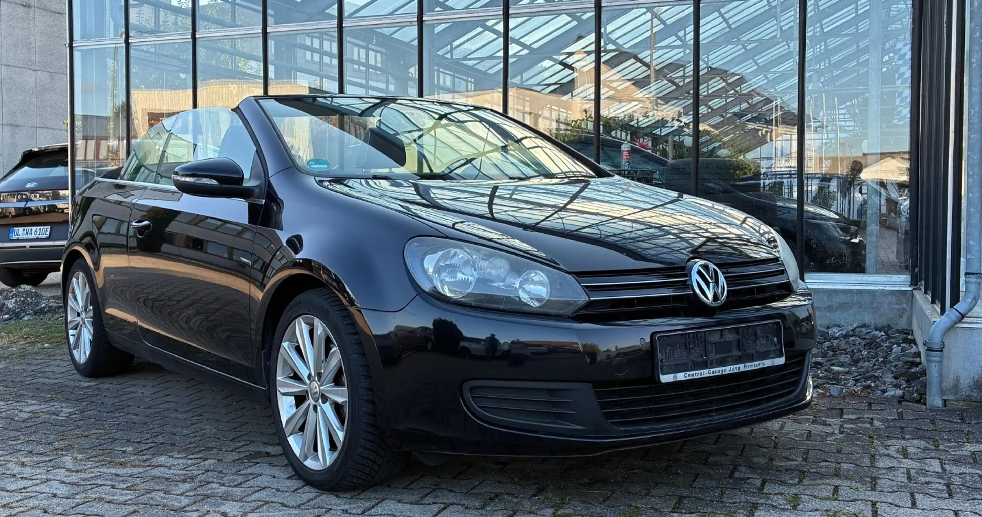 Volkswagen Golf VI Cabriolet Exclusive Leder 17" Alu Sitzhz