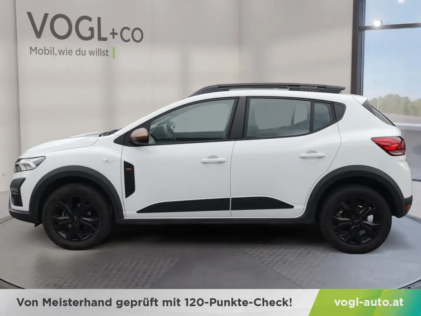 Dacia Sandero Stepway Extreme TCe 90PS CVT Weiß - 2