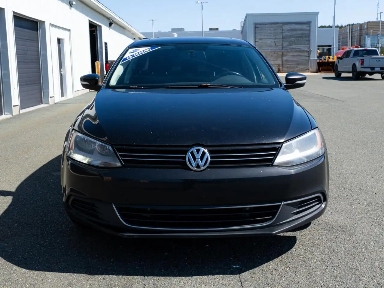 Volkswagen Jetta снимка Volkswagen Jetta