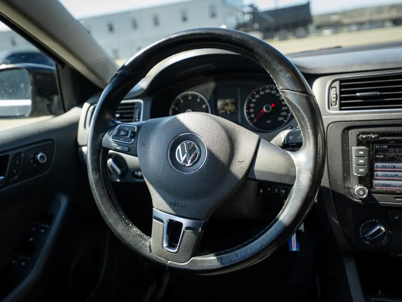 Volkswagen Jetta снимка Volkswagen Jetta