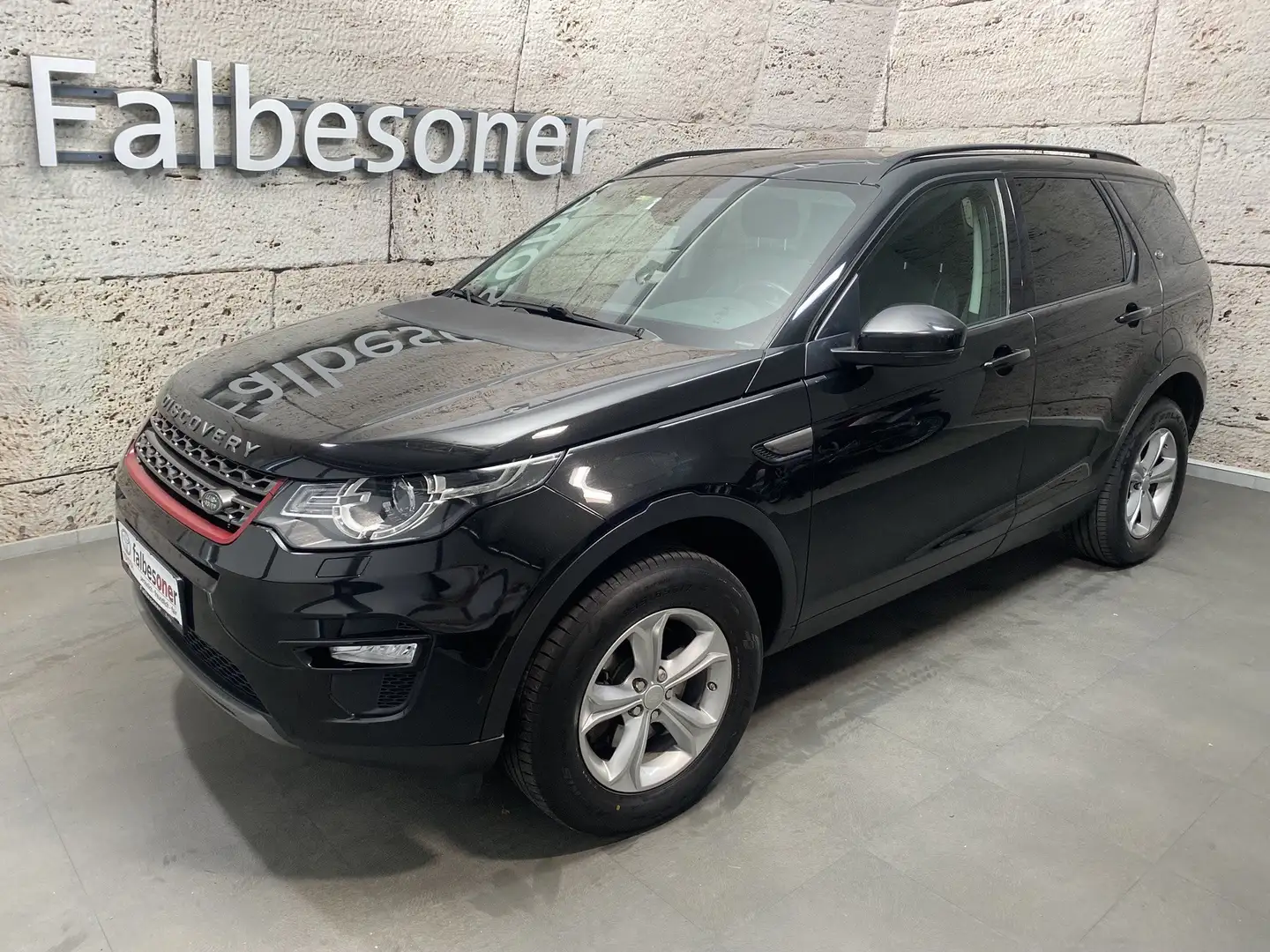 Land Rover Discovery Sport TD4 AWD SE Aut. Schwarz - 1