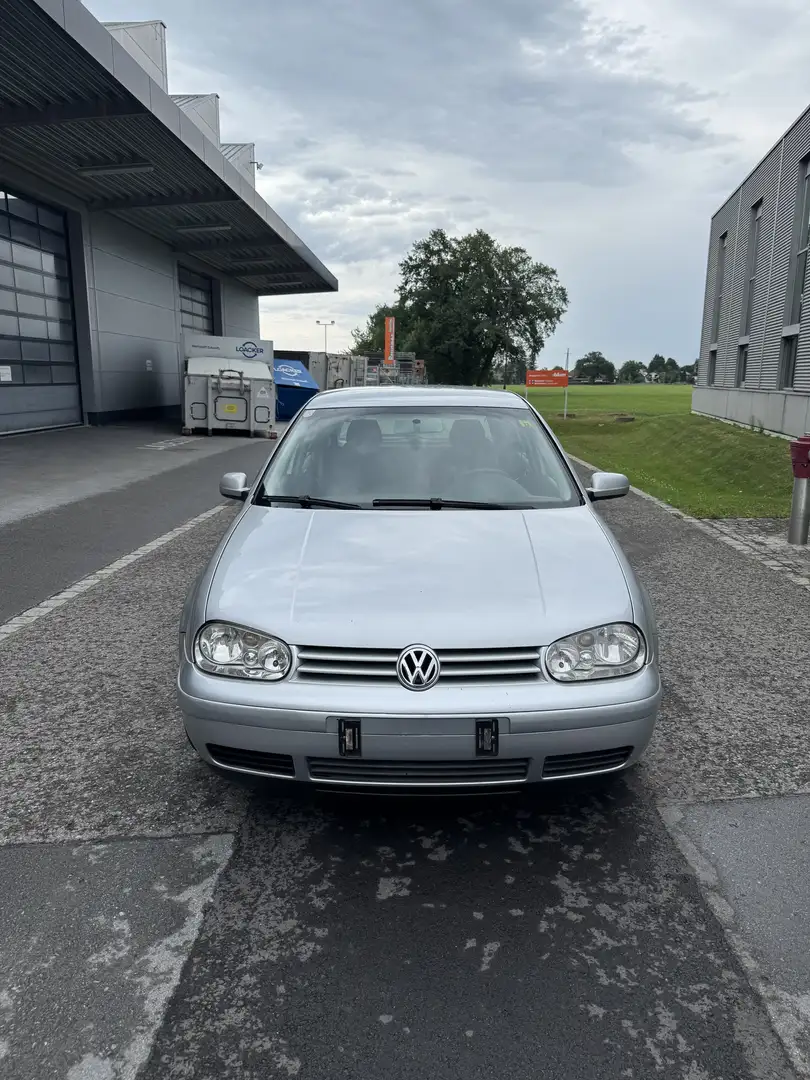 Volkswagen Golf IV TDI - 1