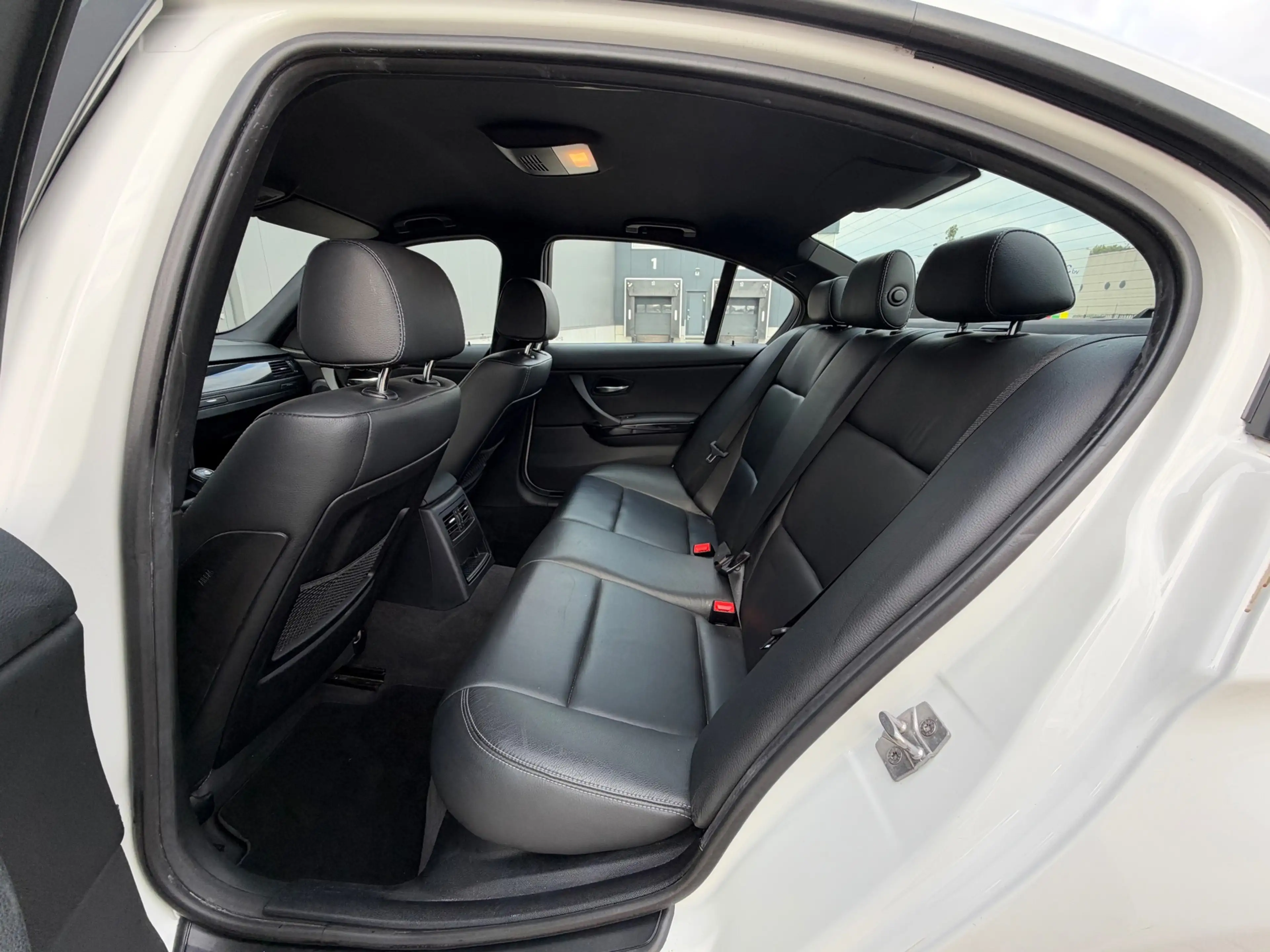 BMW 318 3-serie 318i Corporate Lease Business Line — photo 11