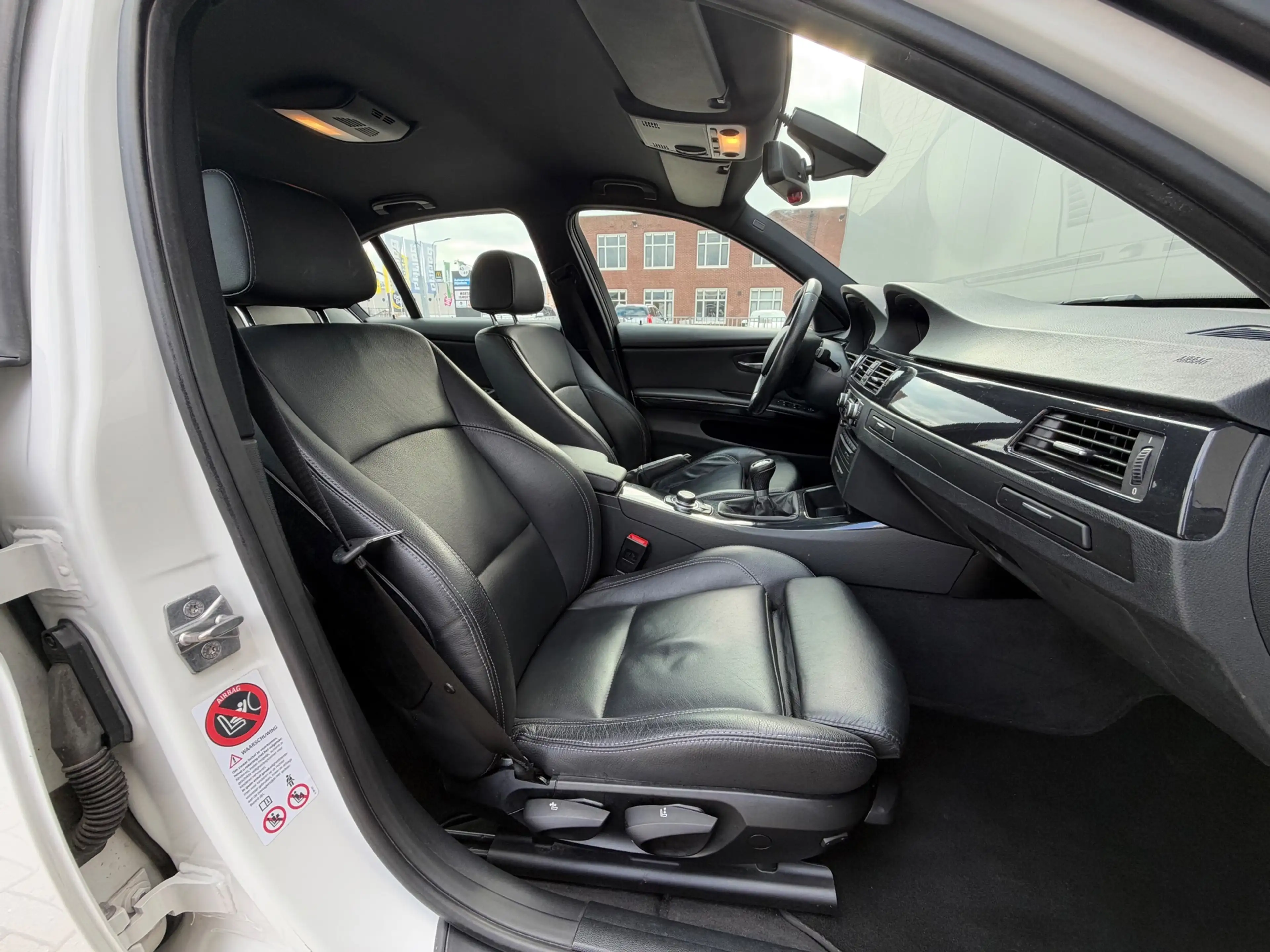 BMW 318 3-serie 318i Corporate Lease Business Line — photo 13