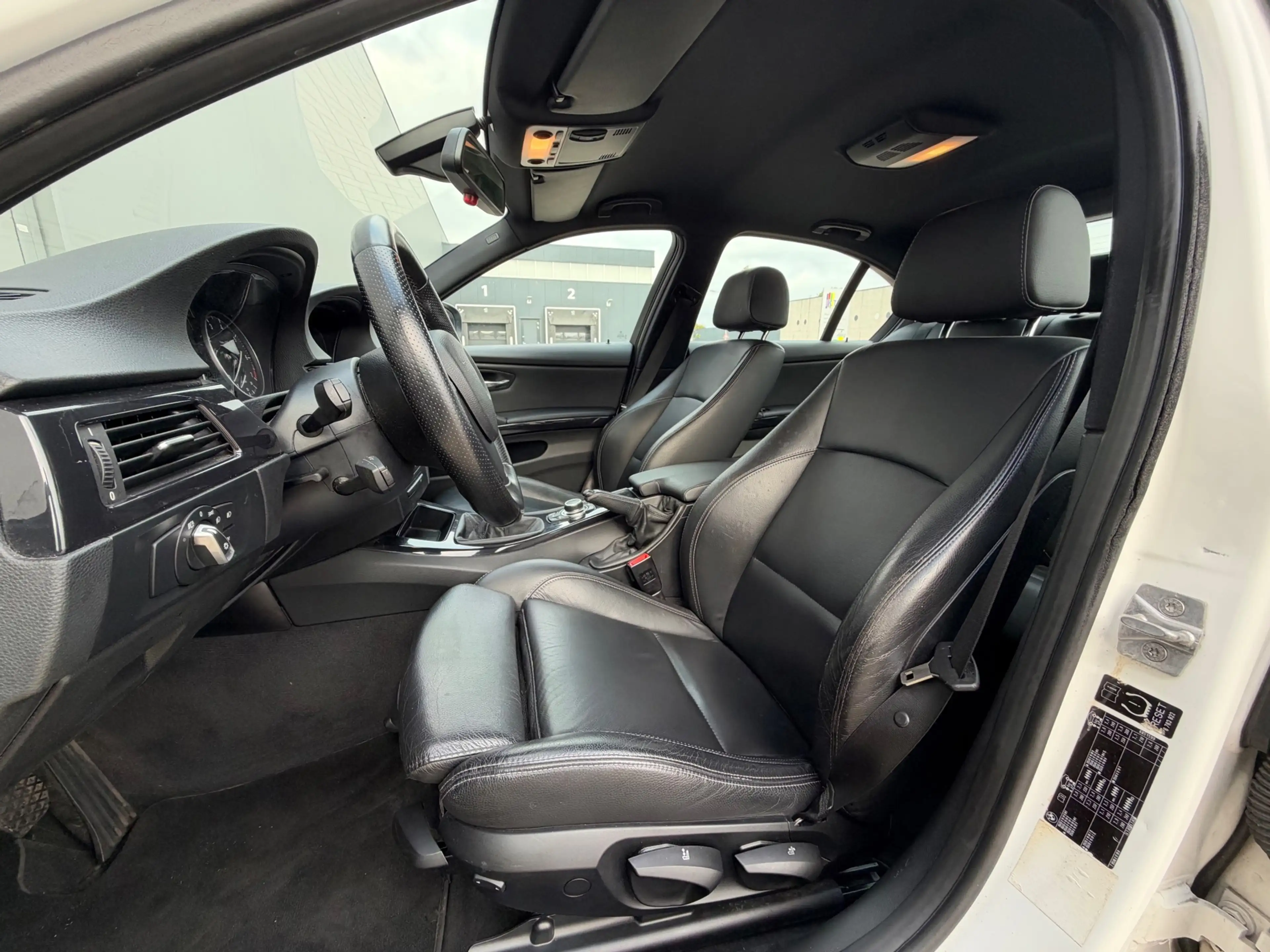 BMW 318 3-serie 318i Corporate Lease Business Line — photo 9