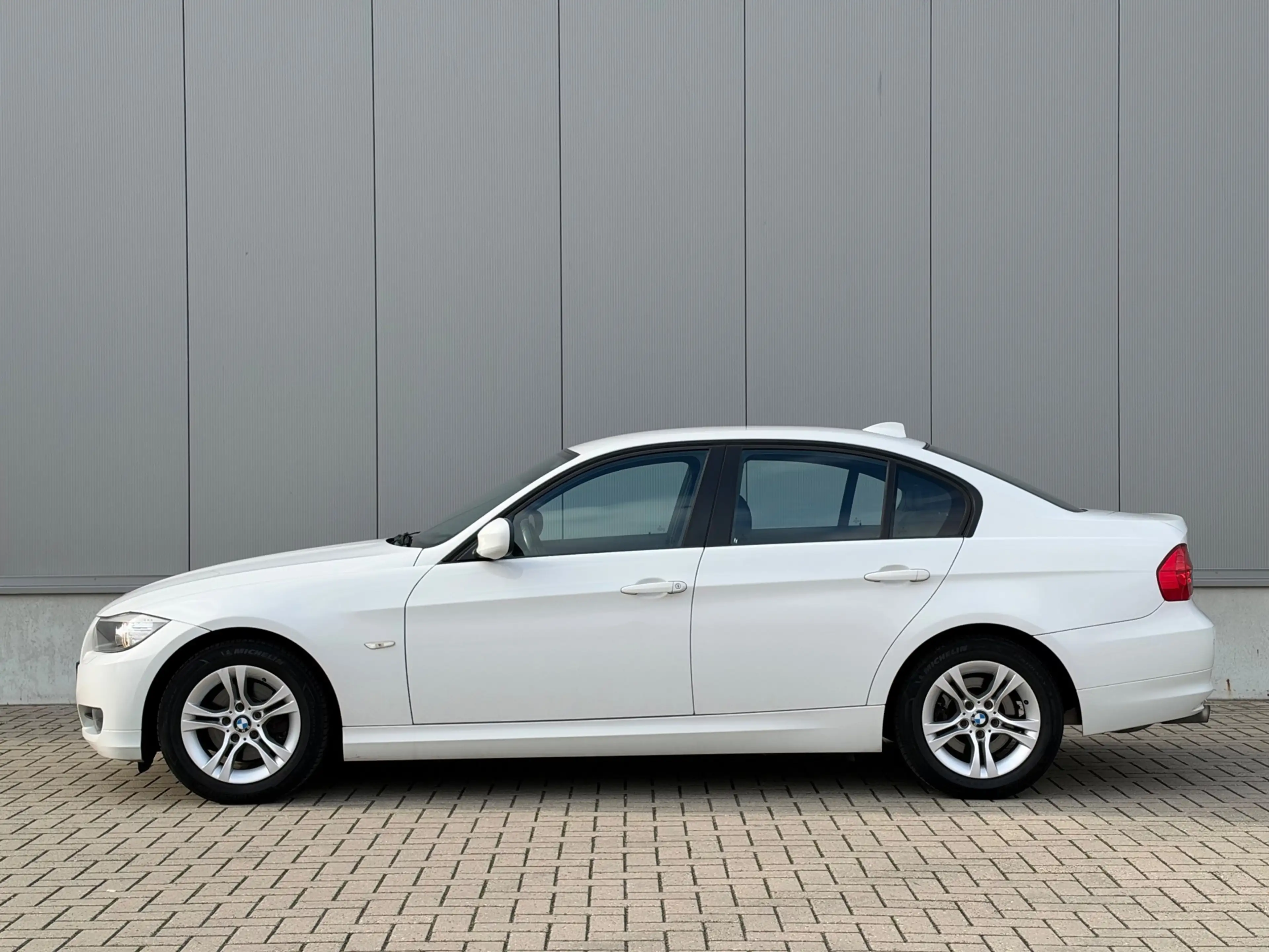 BMW 318 3-serie 318i Corporate Lease Business Line — photo 8