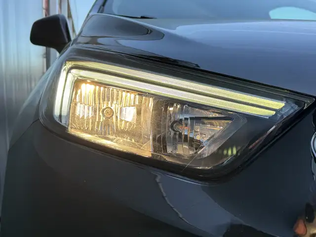 Opel Mokka X view 11