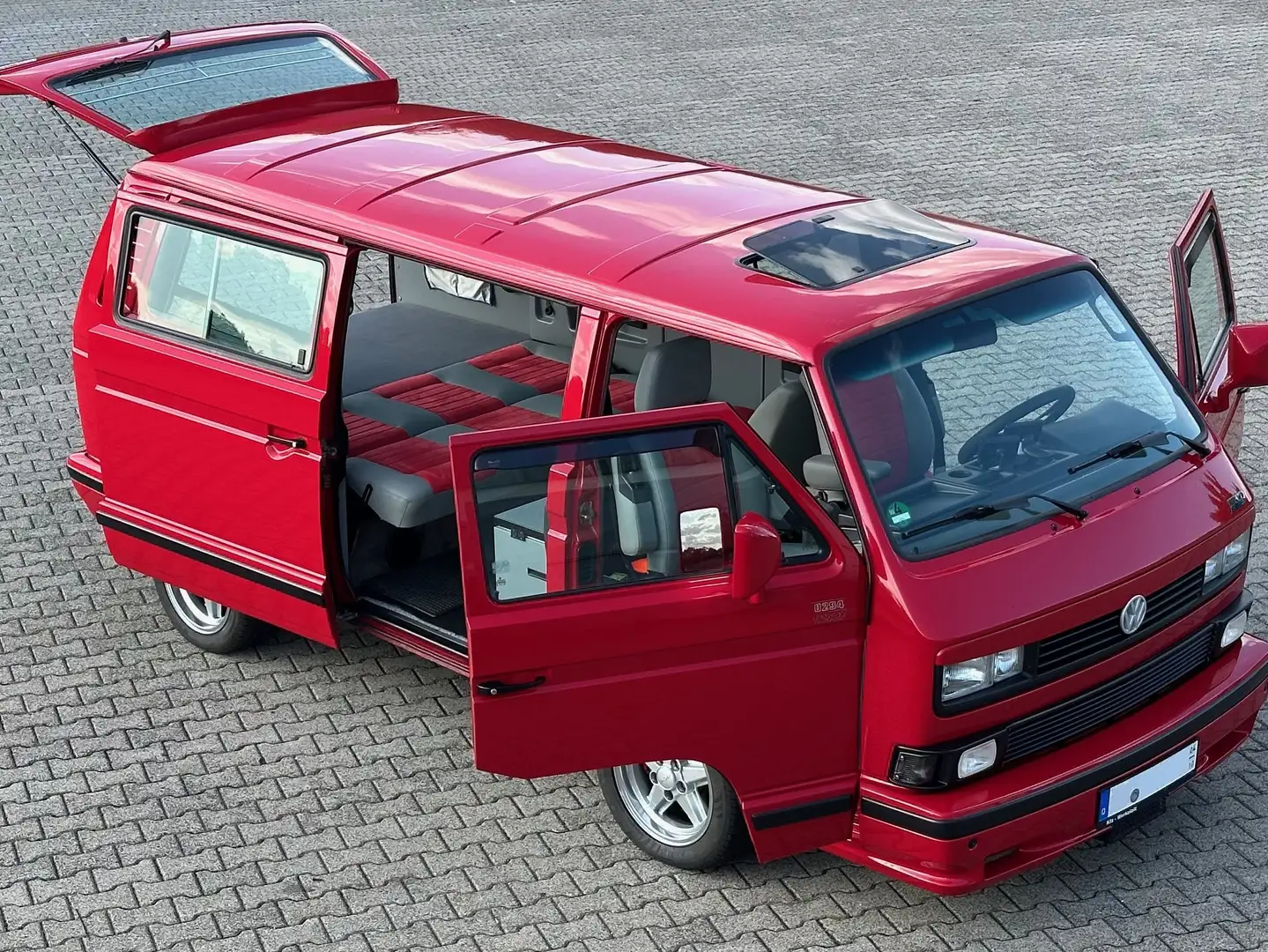 Volkswagen T3 Multivan Limited Last Edition - NR.: 294 von 2500 Roşu - 2