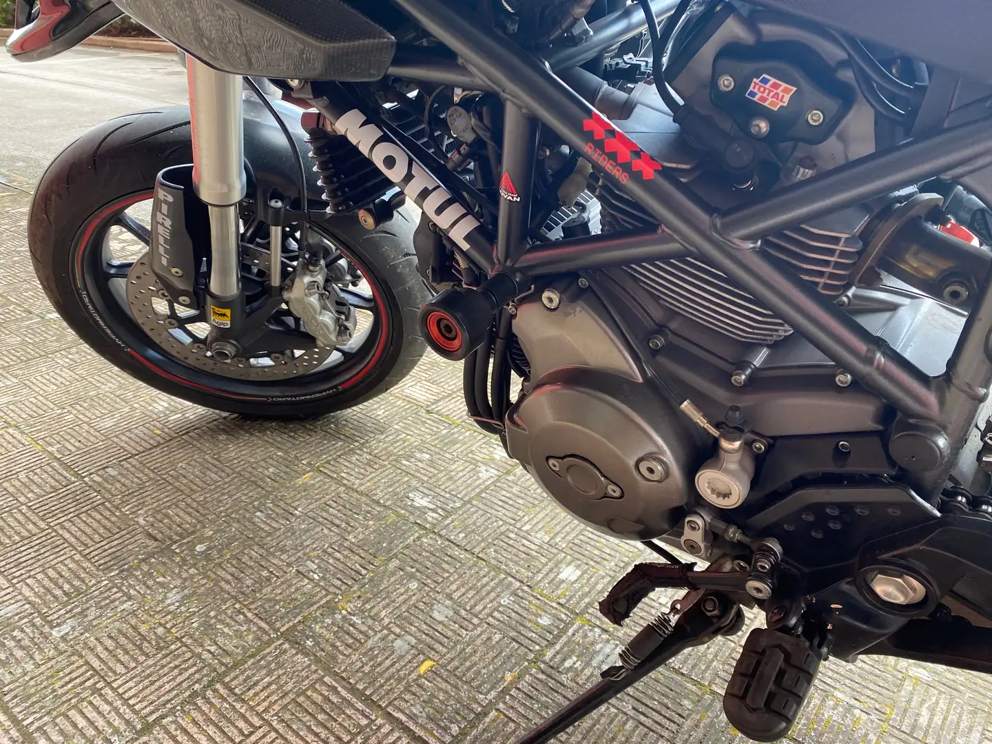 Ducati Hypermotard 796 2010 Gris - 1