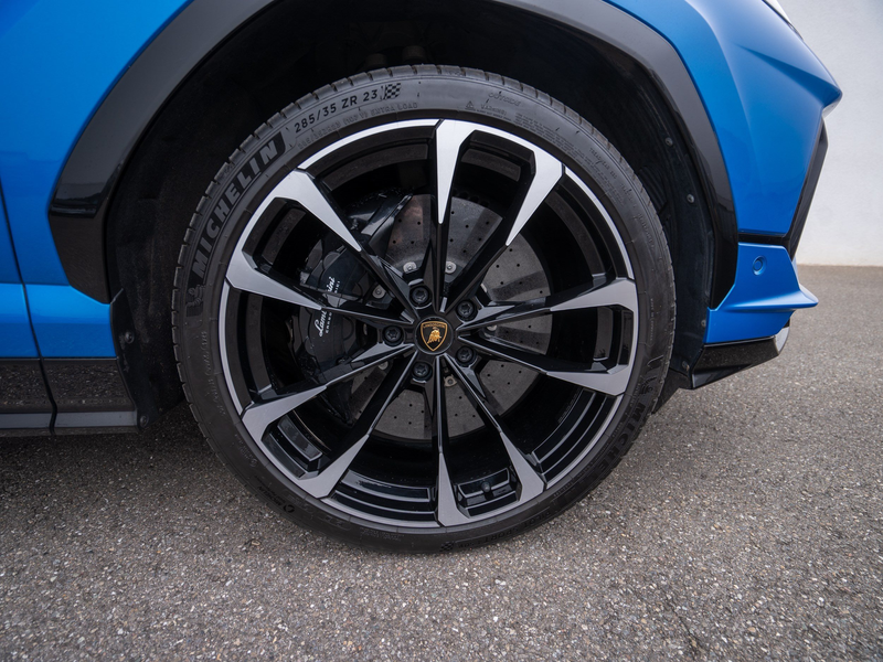 Lamborghini Urus S 23" B&O PANO MASSAGE NACHTSICHT PARK-ASSIST BLU — photo 12