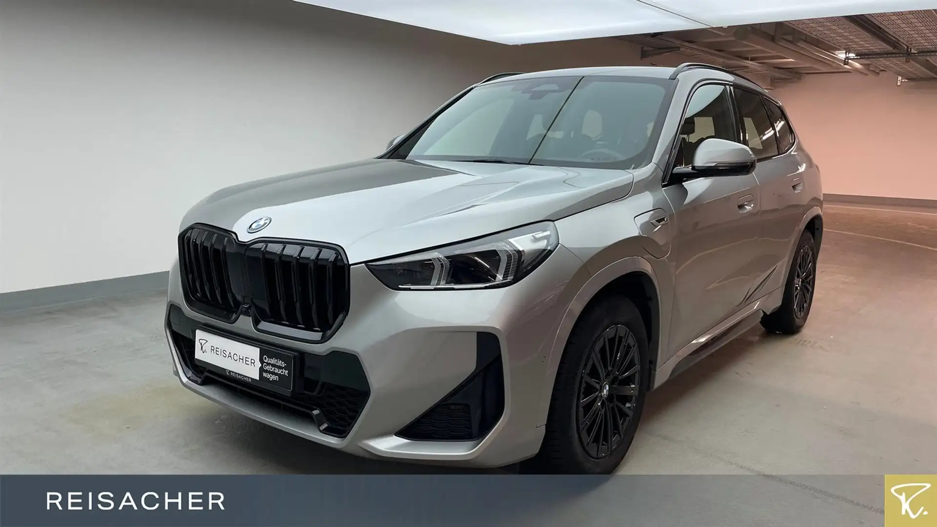 BMW X1 xDrive30e A M-Sport,AHK,DA+,HUD,ACC,RFK, Silber - 1