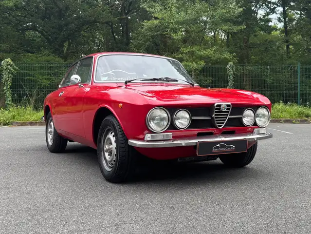 Alfa Romeo Giulia 1300