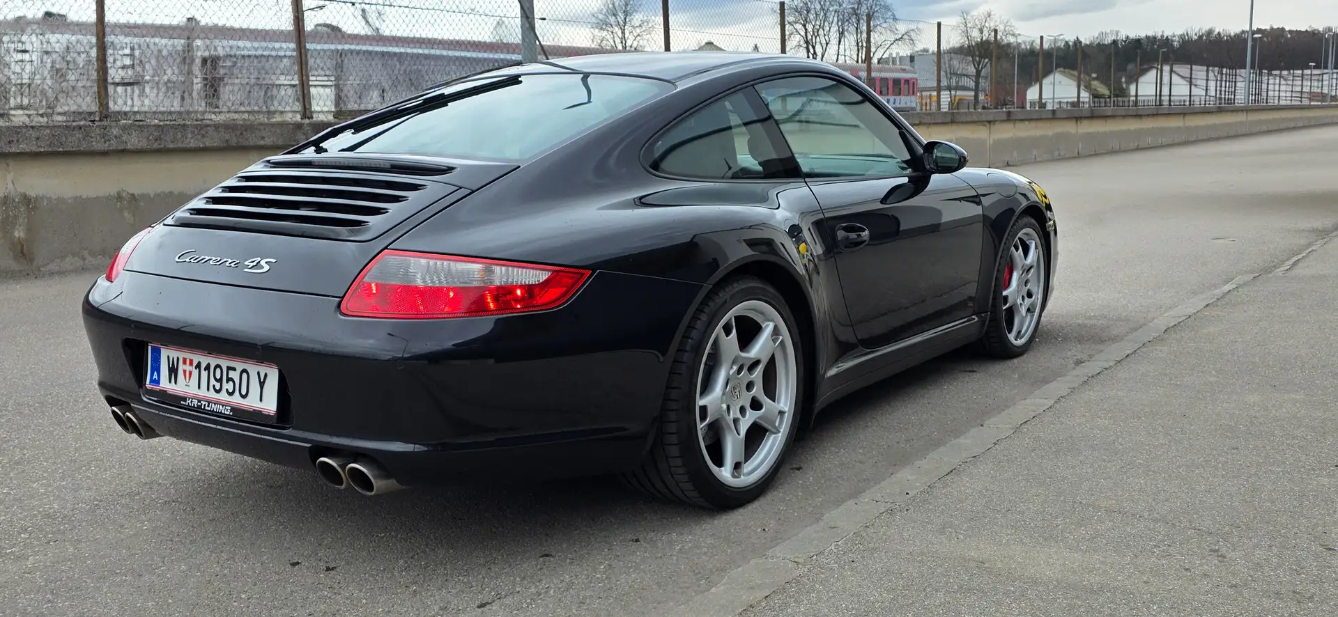 Porsche 997 911 Carrera 4 S CoupéS Schwarz - 2