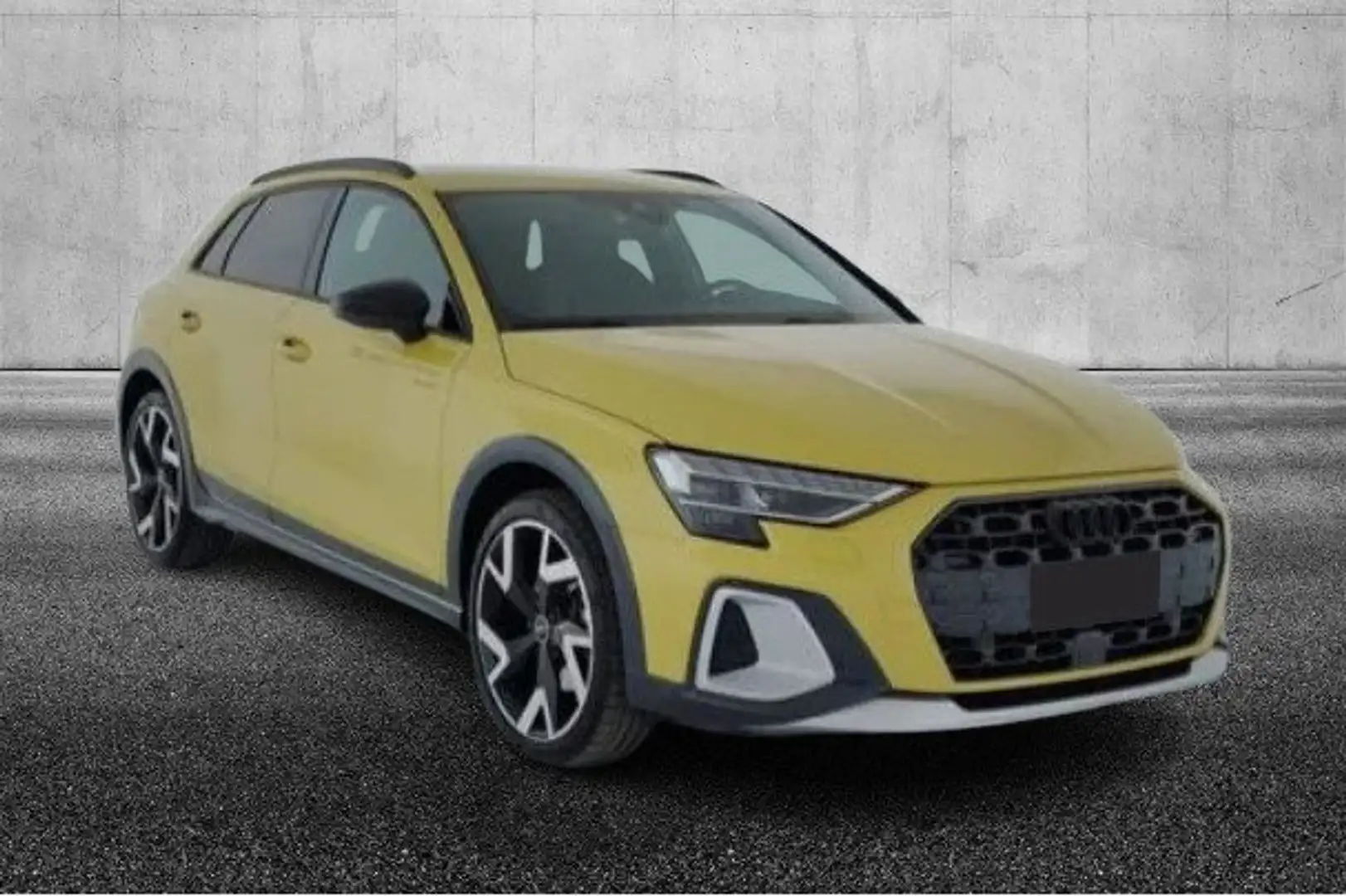 Audi A3 allstreet 35 TFSI S tronic Business Giallo - 2