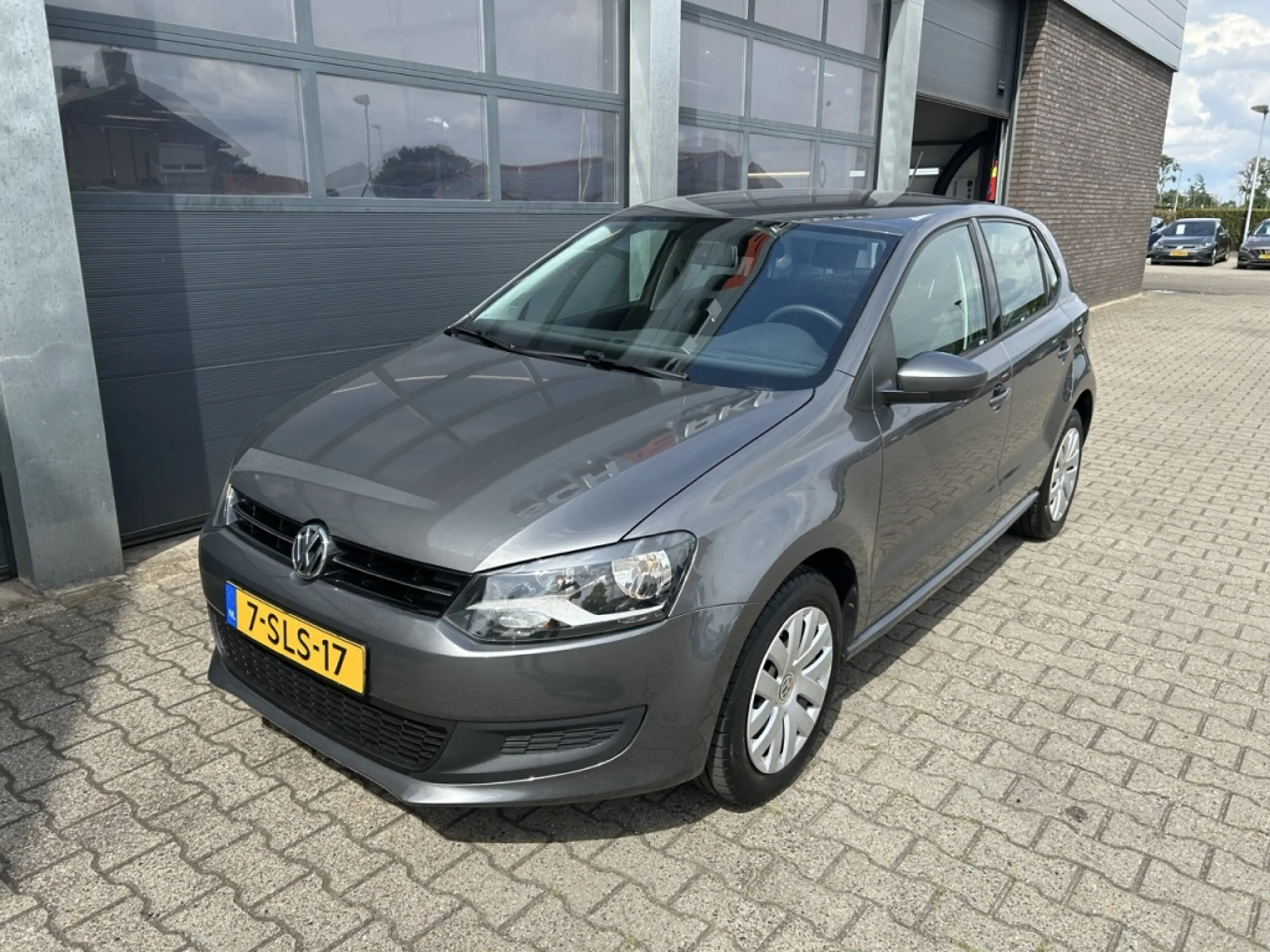 Volkswagen Polo 1.2 TSI 90PK 5D BMT Edition — photo 9