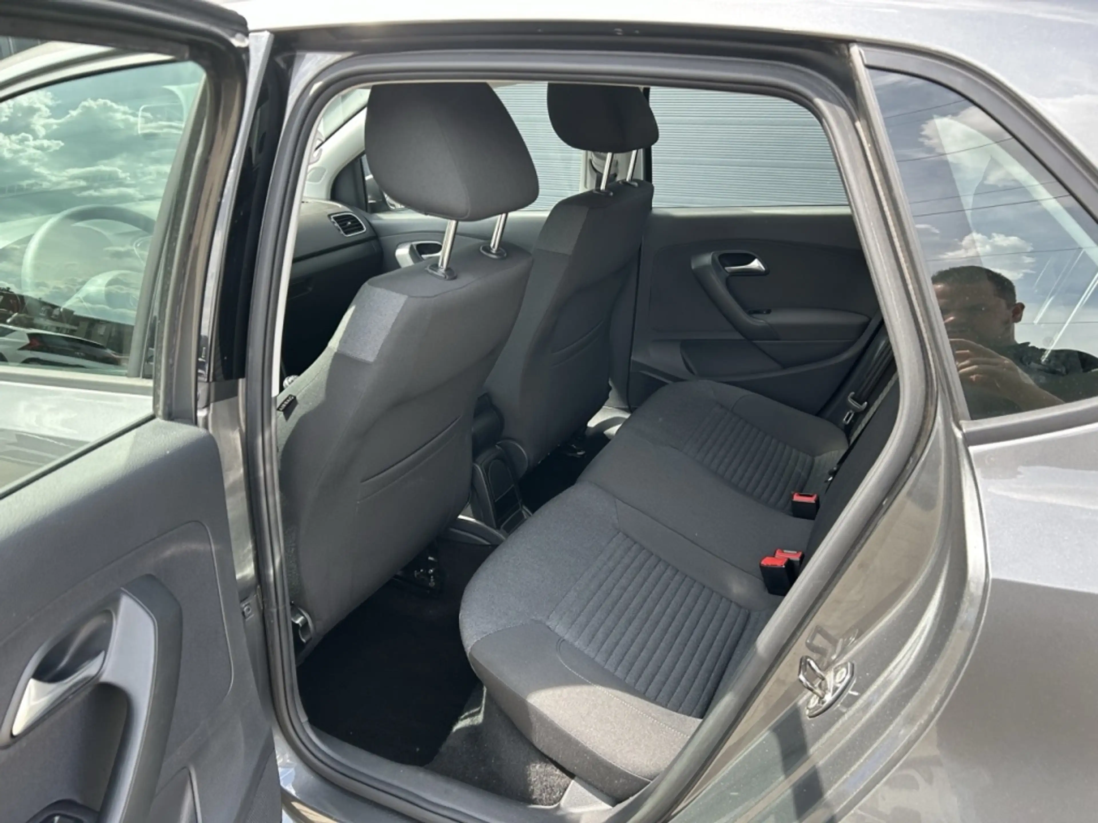 Volkswagen Polo 1.2 TSI 90PK 5D BMT Edition — photo 7