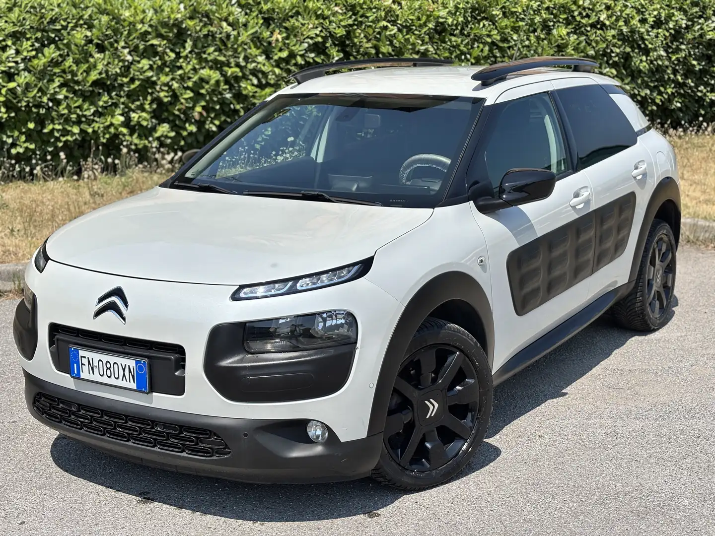 Citroen C4 Cactus BlueHDi 100 S&S ETG6 Shine Weiß - 1