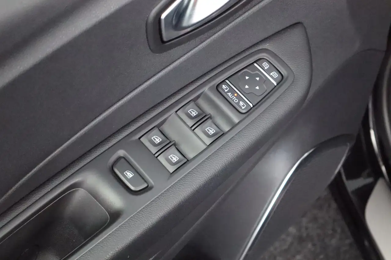 Renault Captur TCe 90 — photo 25 sur 44